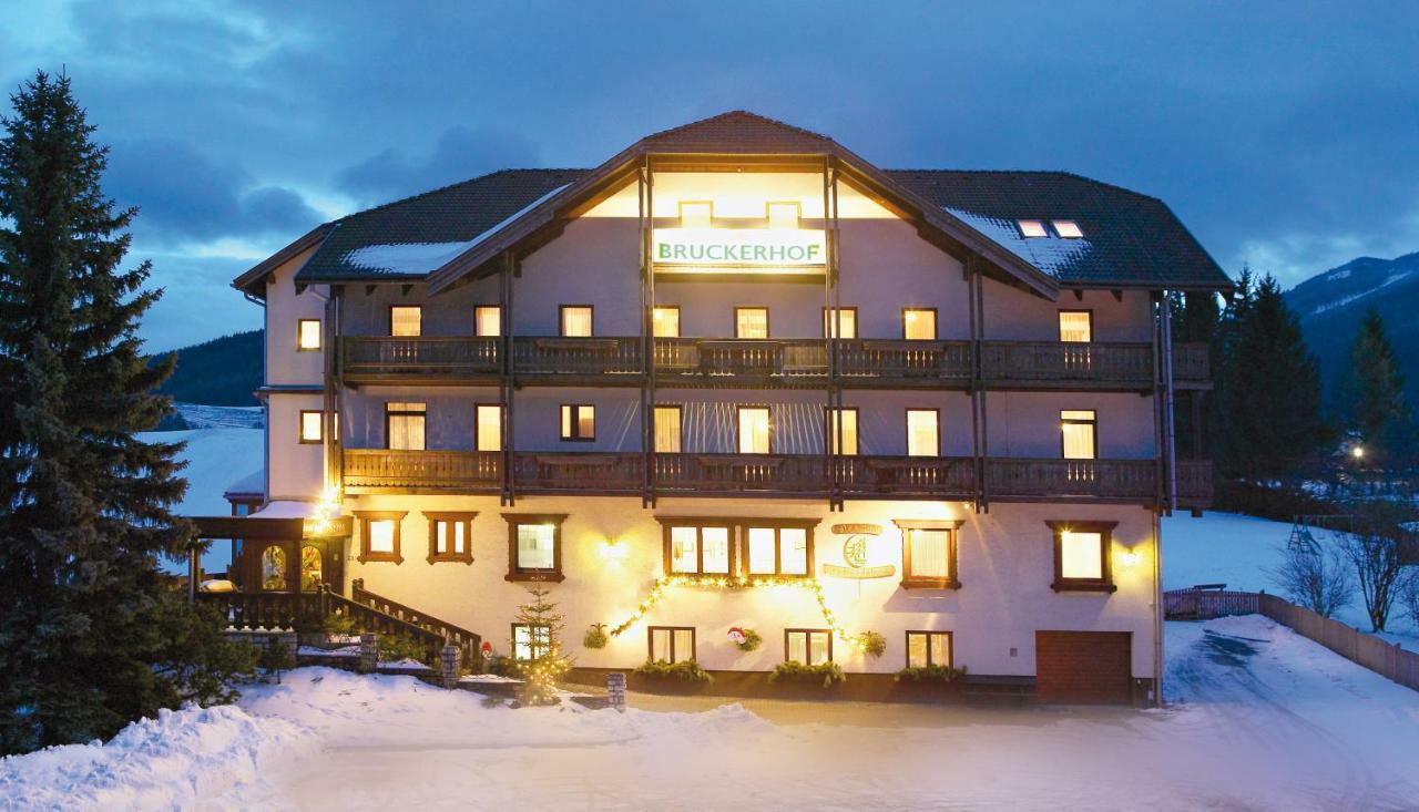 Bruckerhof Hotel Пухберг ам Шнееберг Екстериор снимка